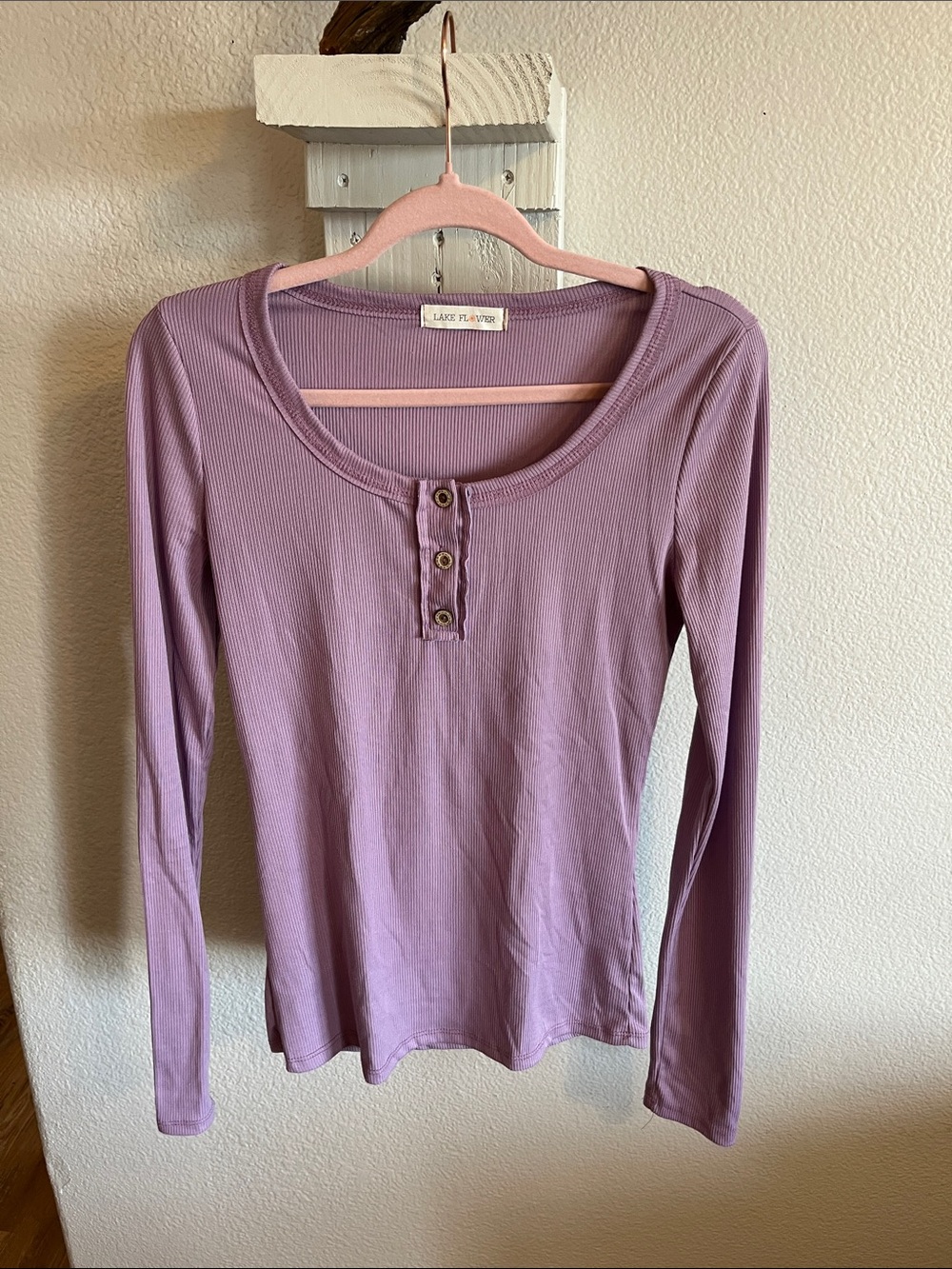 Lake Flower Long-Sleeve Ribbed Henley Top in Lavender